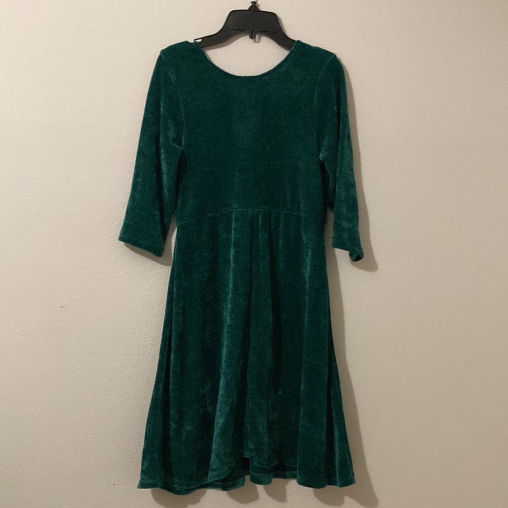 2-hip by wrapper forest green dress size 16 JUNIOR, sequined motif, 3/4 sleeves - Picture 2 of 7